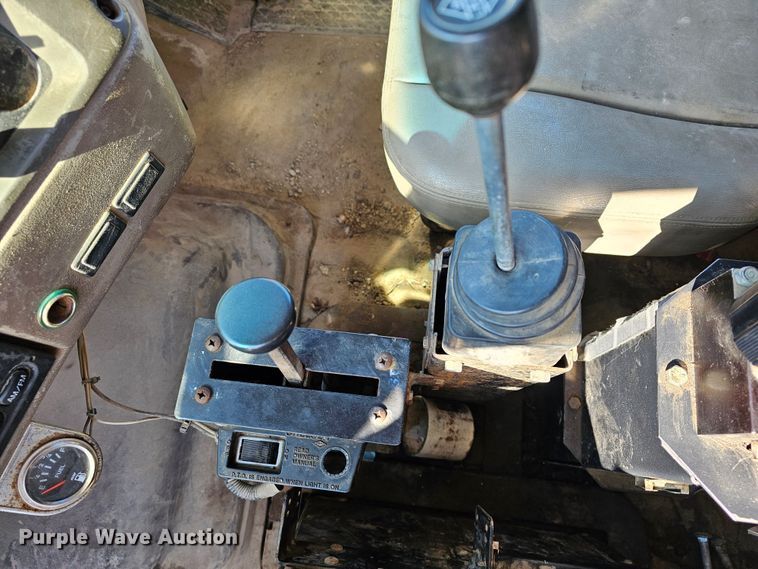 image for item MI9431 2002 Sterling L-Line  dump truck