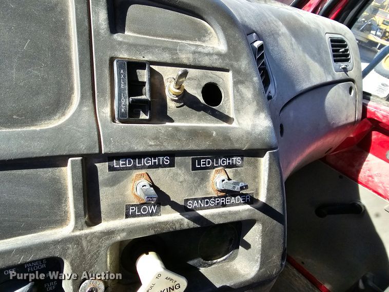 image for item MI9431 2002 Sterling L-Line  dump truck