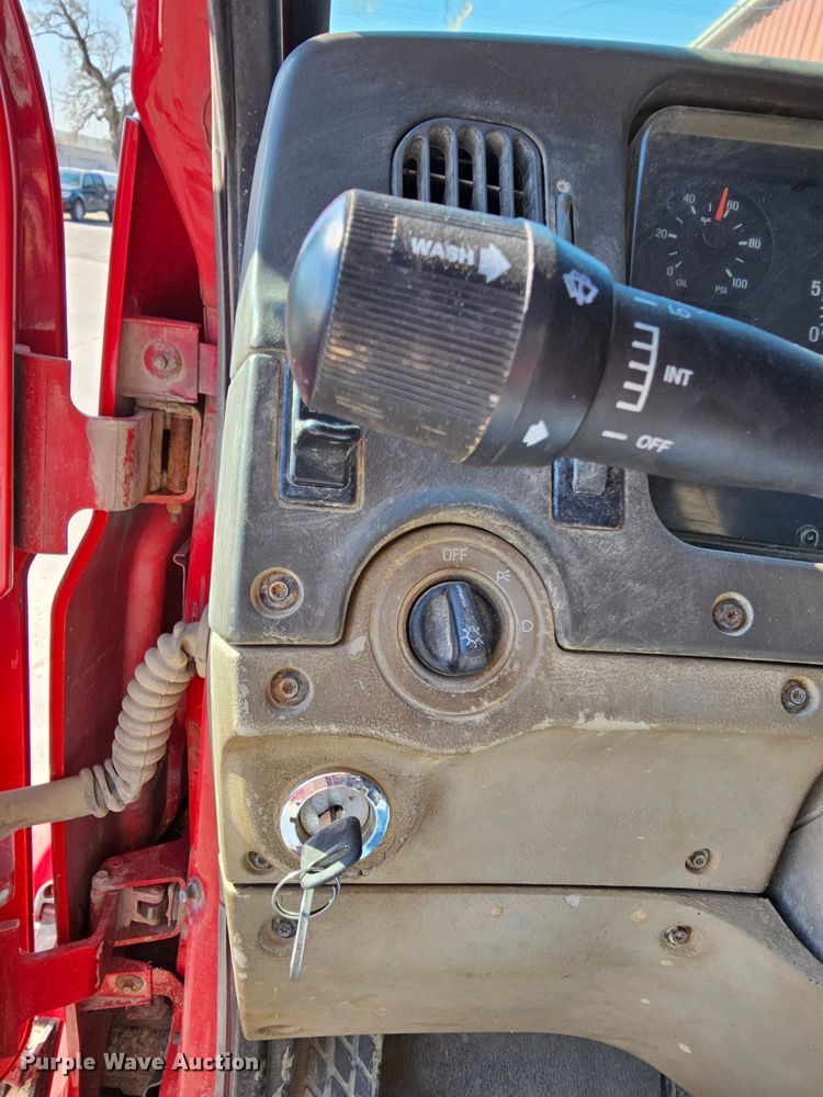 image for item MI9431 2002 Sterling L-Line  dump truck