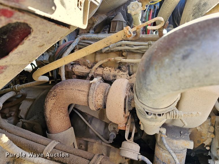 image for item MI9431 2002 Sterling L-Line  dump truck