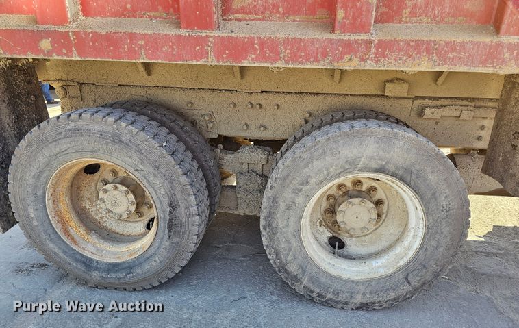 image for item MI9431 2002 Sterling L-Line  dump truck