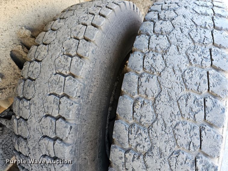 image for item MI9431 2002 Sterling L-Line  dump truck