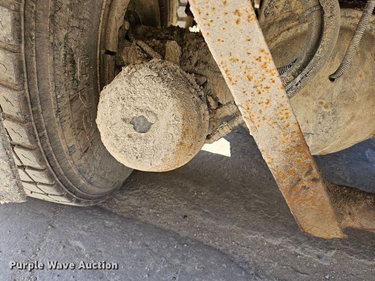 image for item MI9431 2002 Sterling L-Line  dump truck