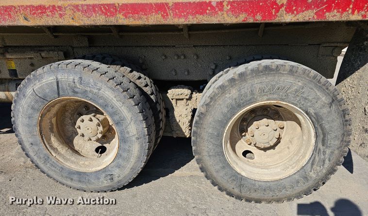 image for item MI9431 2002 Sterling L-Line  dump truck