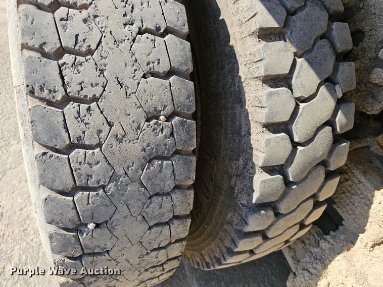 image for item MI9431 2002 Sterling L-Line  dump truck