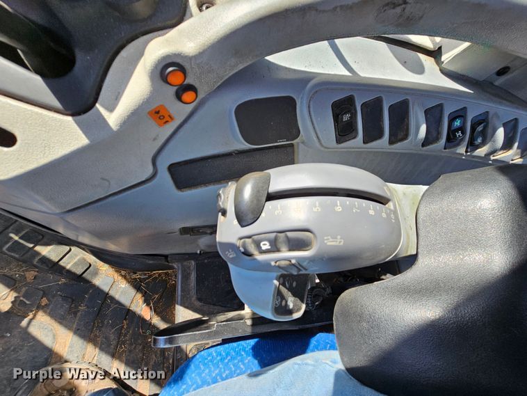 image for item MI9432 2012 New Holland T6020 Plus  MFWD tractor