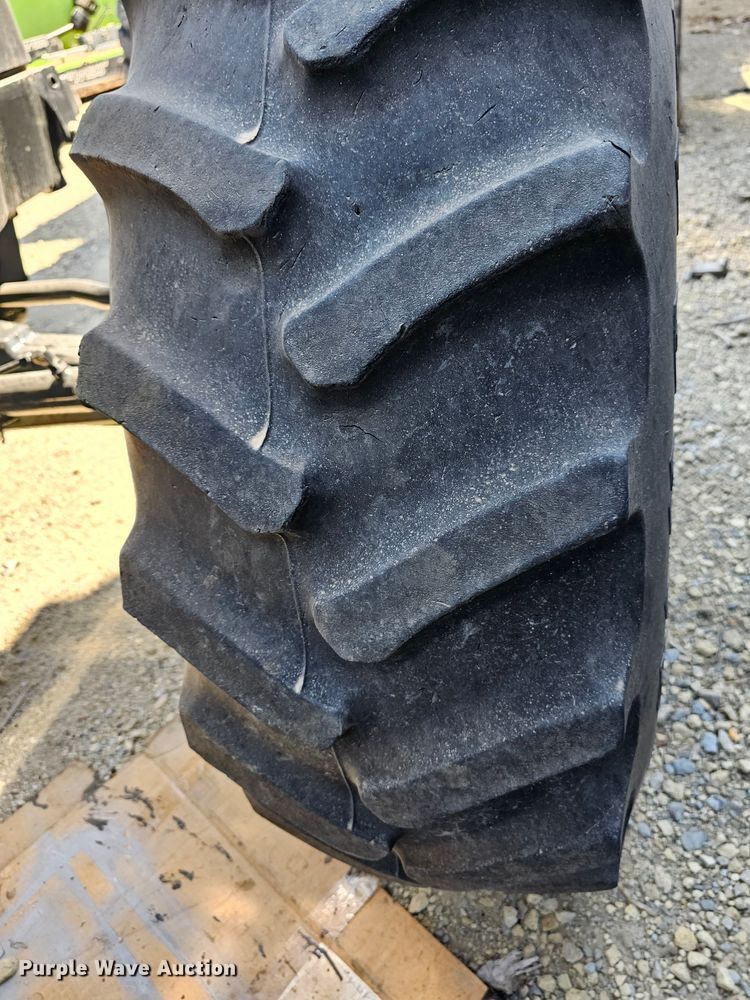 image for item MI9432 2012 New Holland T6020 Plus  MFWD tractor