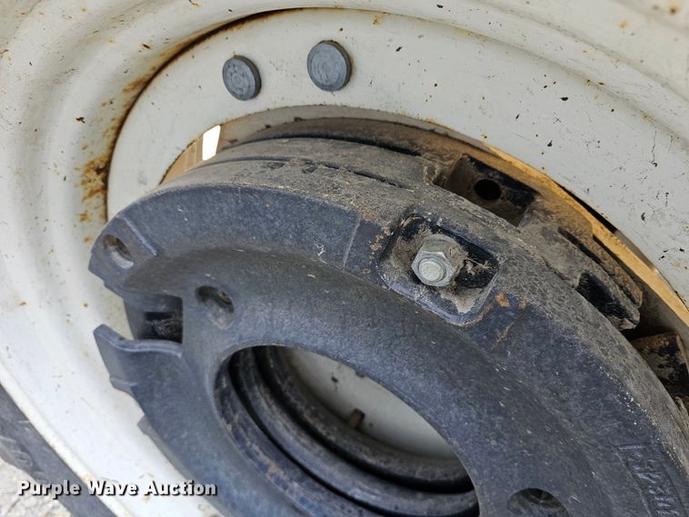 image for item MI9432 2012 New Holland T6020 Plus  MFWD tractor