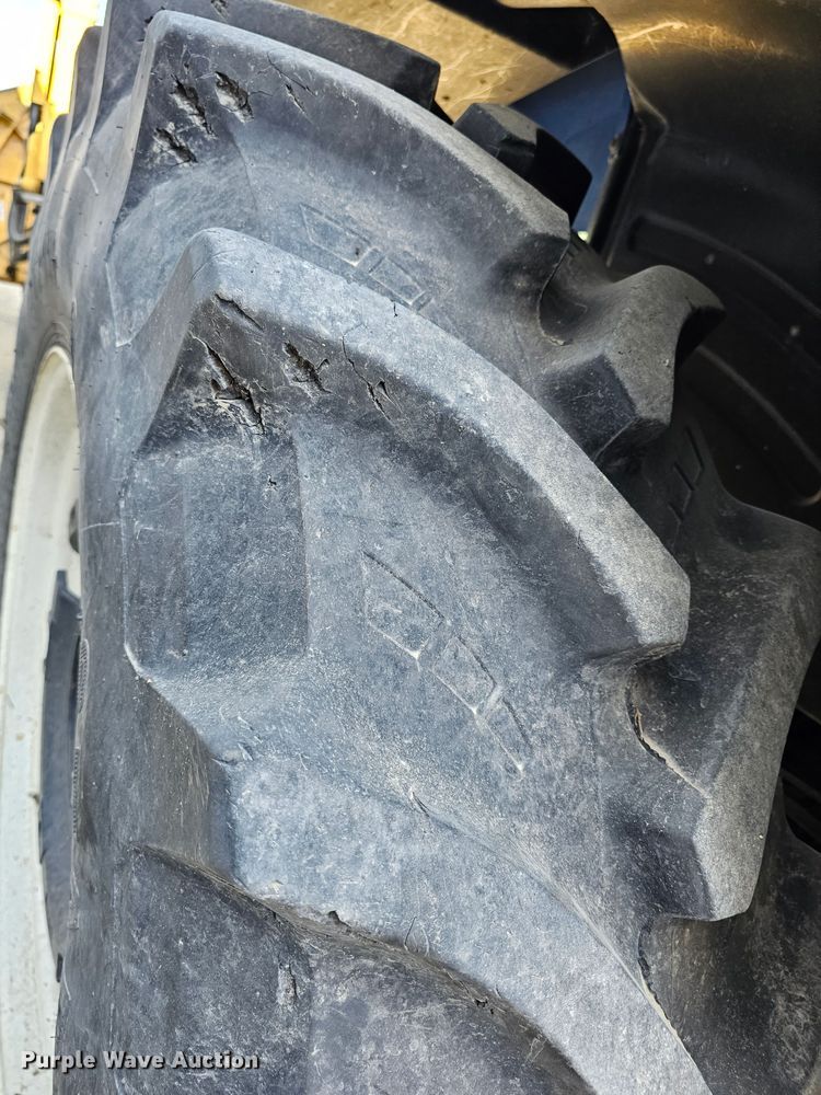 image for item MI9432 2012 New Holland T6020 Plus  MFWD tractor