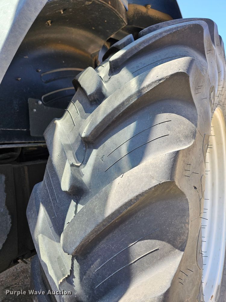 image for item MI9432 2012 New Holland T6020 Plus  MFWD tractor