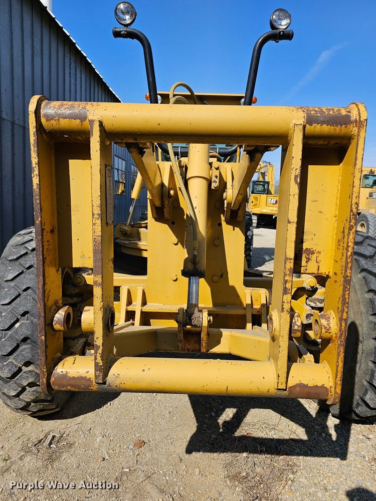 image for item MI9433 1991 Caterpillar 120G  motor grader