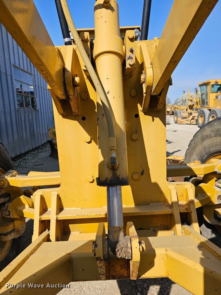 image for item MI9433 1991 Caterpillar 120G  motor grader