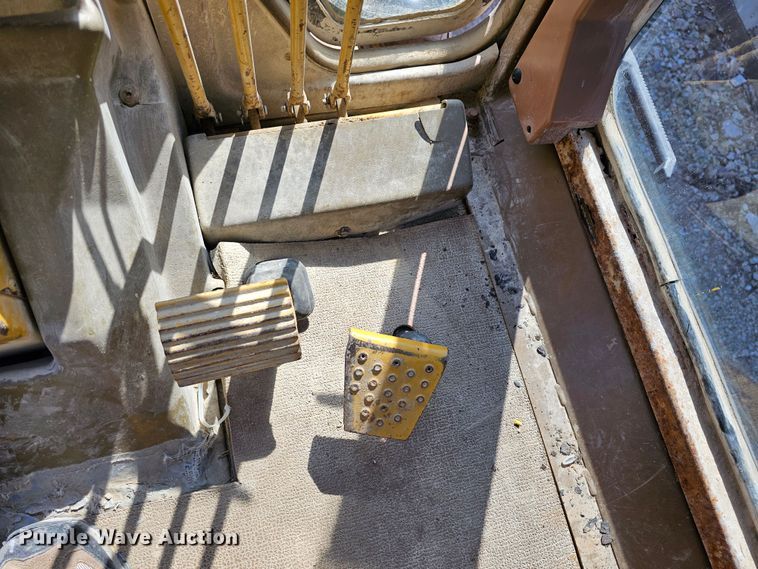 image for item MI9433 1991 Caterpillar 120G  motor grader