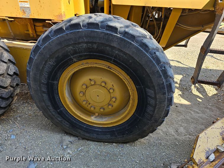 image for item MI9433 1991 Caterpillar 120G  motor grader