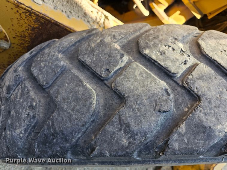 image for item MI9433 1991 Caterpillar 120G  motor grader