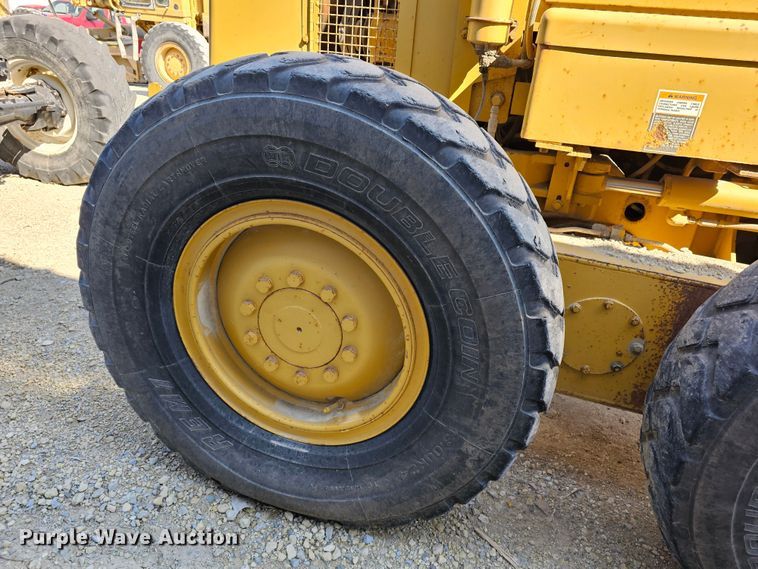 image for item MI9433 1991 Caterpillar 120G  motor grader