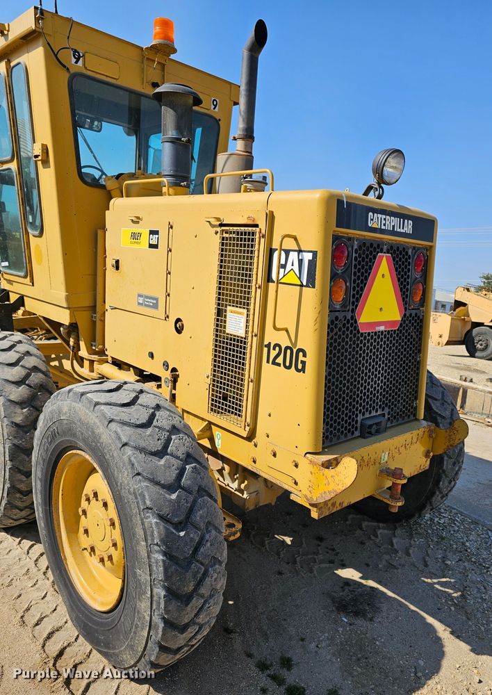 image for item MI9434 1991 Caterpillar 120G  motor grader