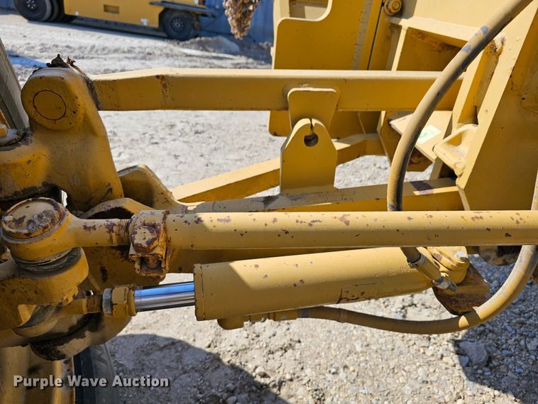 image for item MI9434 1991 Caterpillar 120G  motor grader