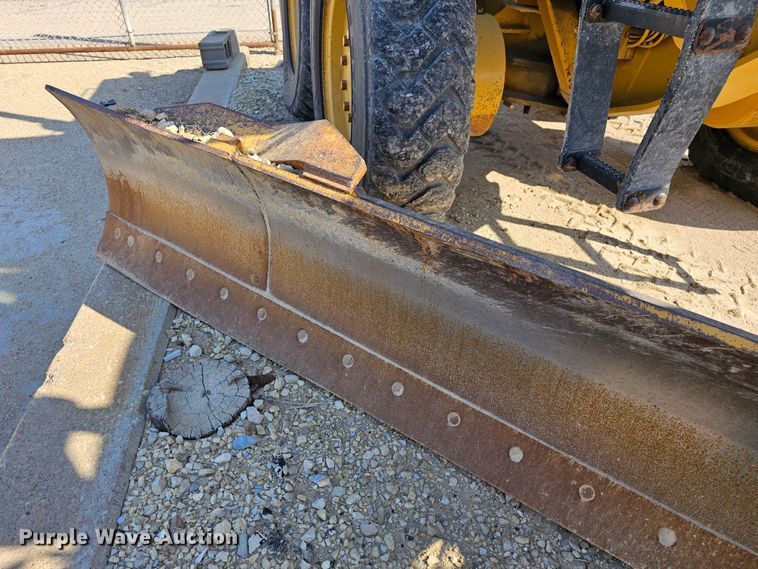 image for item MI9434 1991 Caterpillar 120G  motor grader