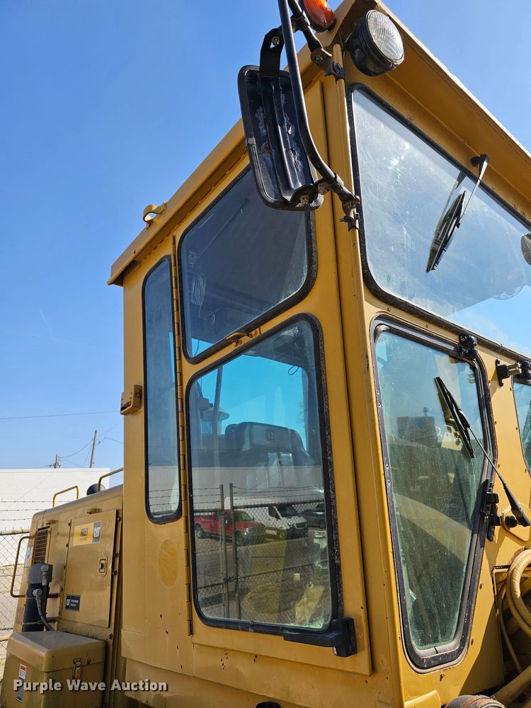 image for item MI9434 1991 Caterpillar 120G  motor grader