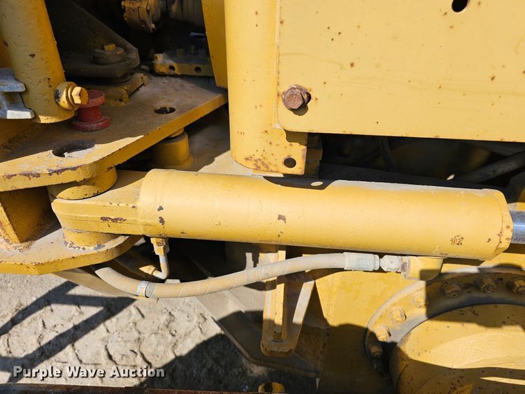 image for item MI9434 1991 Caterpillar 120G  motor grader