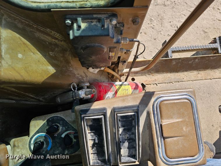 image for item MI9434 1991 Caterpillar 120G  motor grader