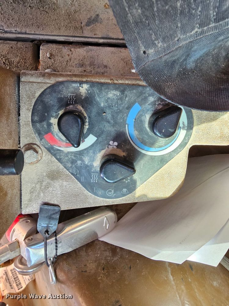 image for item MI9434 1991 Caterpillar 120G  motor grader