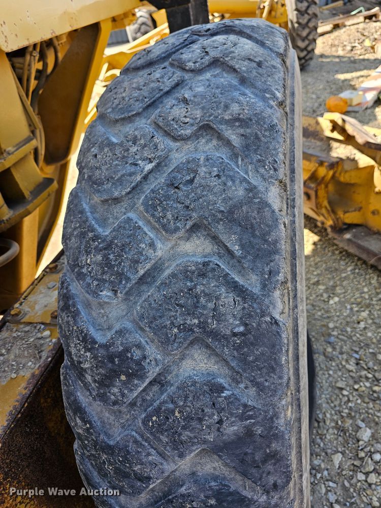 image for item MI9434 1991 Caterpillar 120G  motor grader