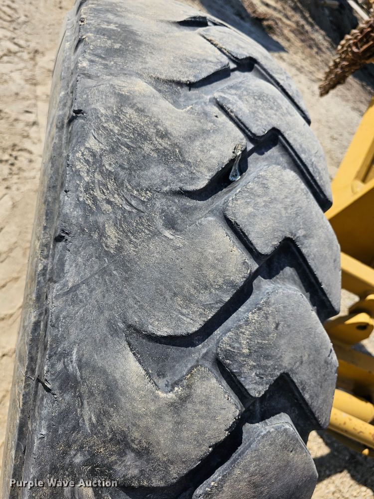 image for item MI9434 1991 Caterpillar 120G  motor grader