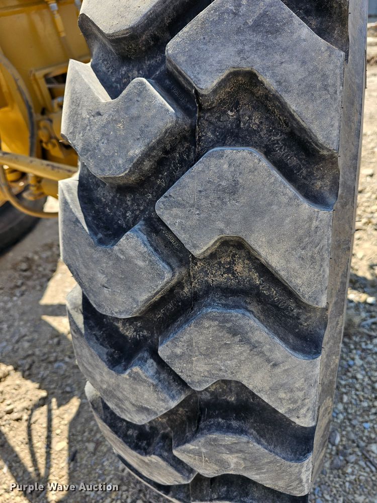 image for item MI9434 1991 Caterpillar 120G  motor grader