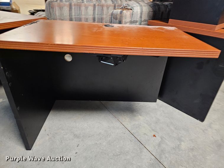 image for item MI9438 Desk