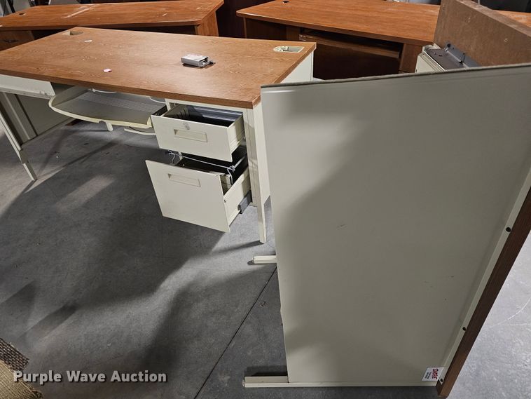 image for item MI9439 (13) desks