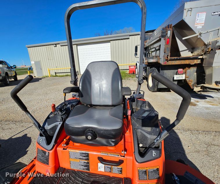 image for item MI9464 2017 Kubota ZD1211L  ZTR lawn mower