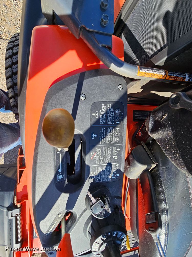 image for item MI9464 2017 Kubota ZD1211L  ZTR lawn mower