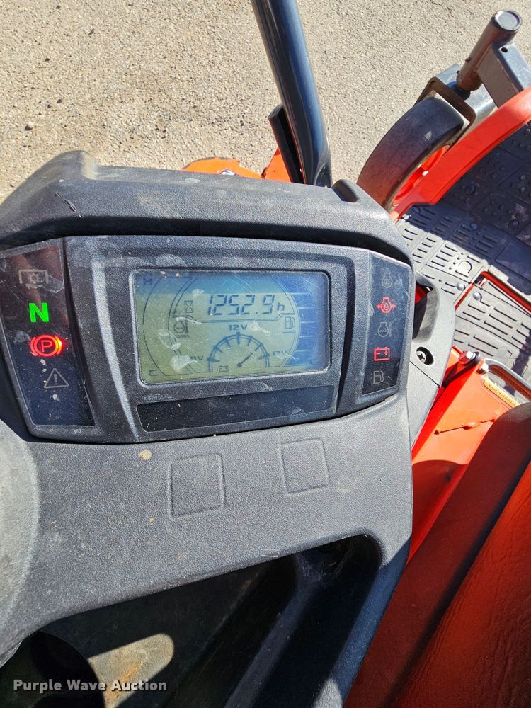 image for item MI9464 2017 Kubota ZD1211L  ZTR lawn mower