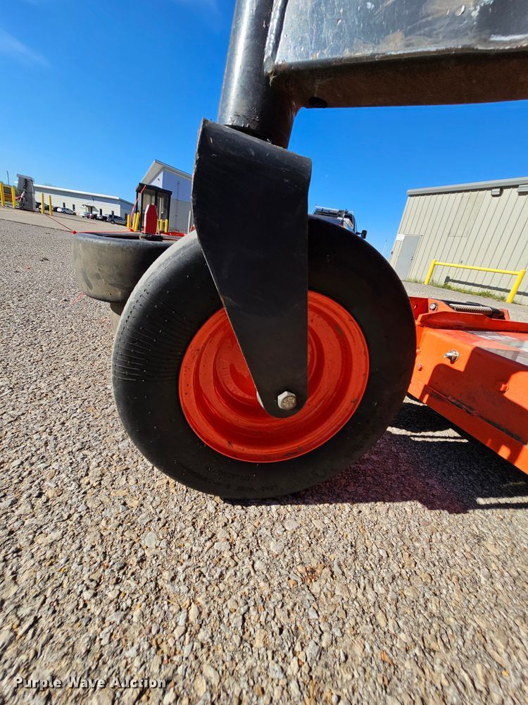 image for item MI9464 2017 Kubota ZD1211L  ZTR lawn mower