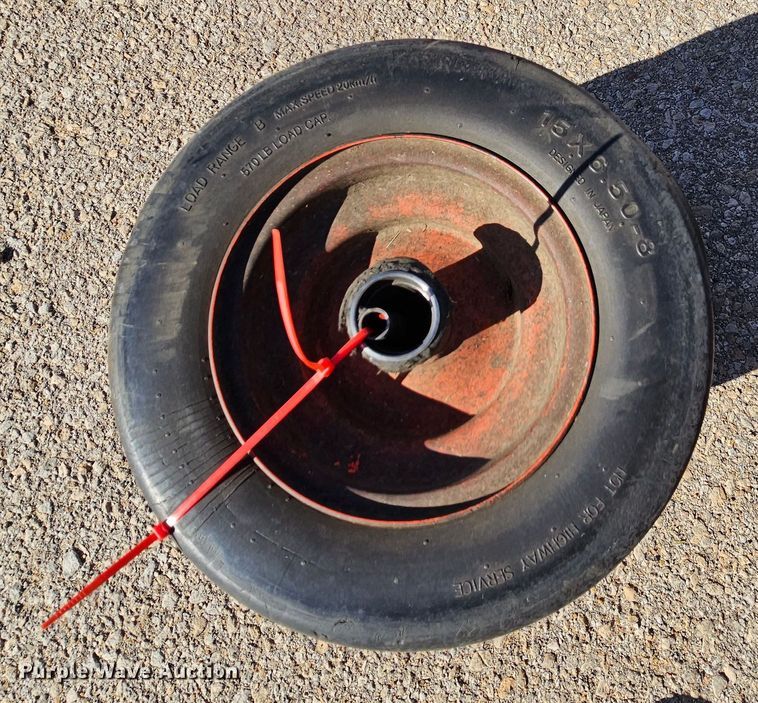 image for item MI9464 2017 Kubota ZD1211L  ZTR lawn mower