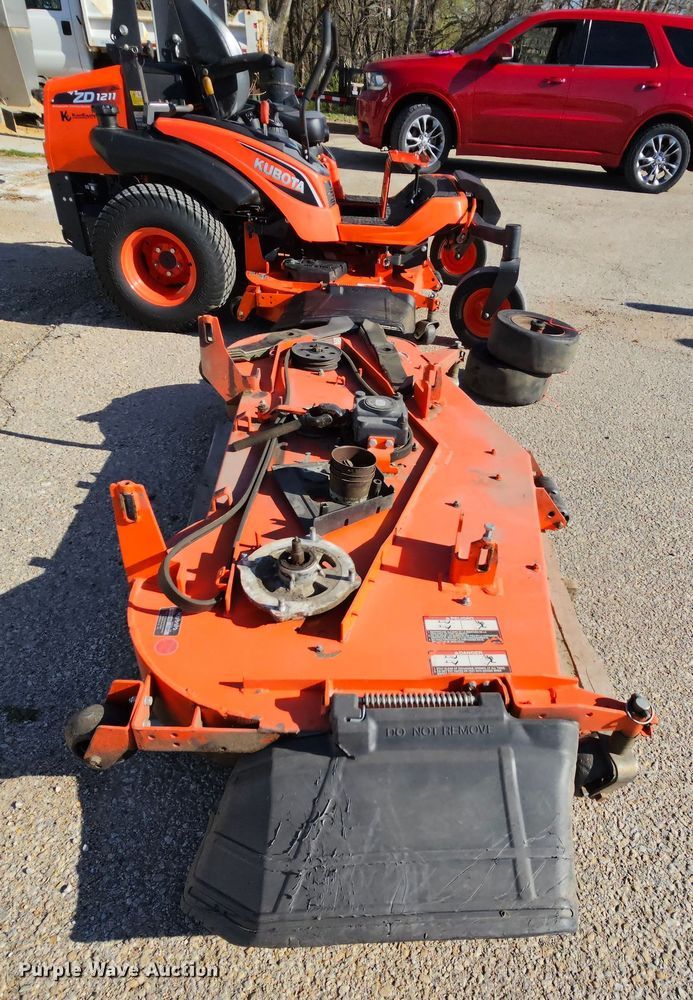 image for item MI9464 2017 Kubota ZD1211L  ZTR lawn mower