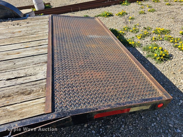 image for item MI9465 1993 Starlite 82185CR  utility trailer