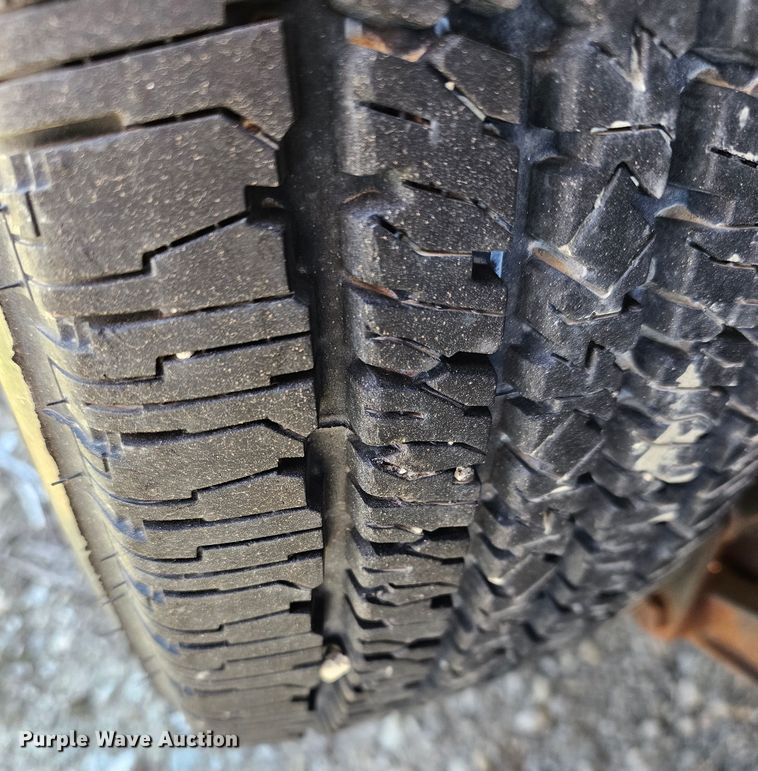 image for item MI9465 1993 Starlite 82185CR  utility trailer