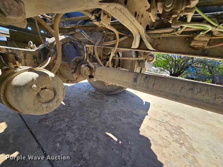 image for item MI9467 2007 Ford F650 Super Duty  hook lift truck