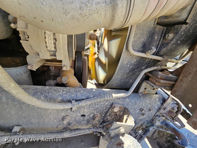 image for item MI9467 2007 Ford F650 Super Duty  hook lift truck