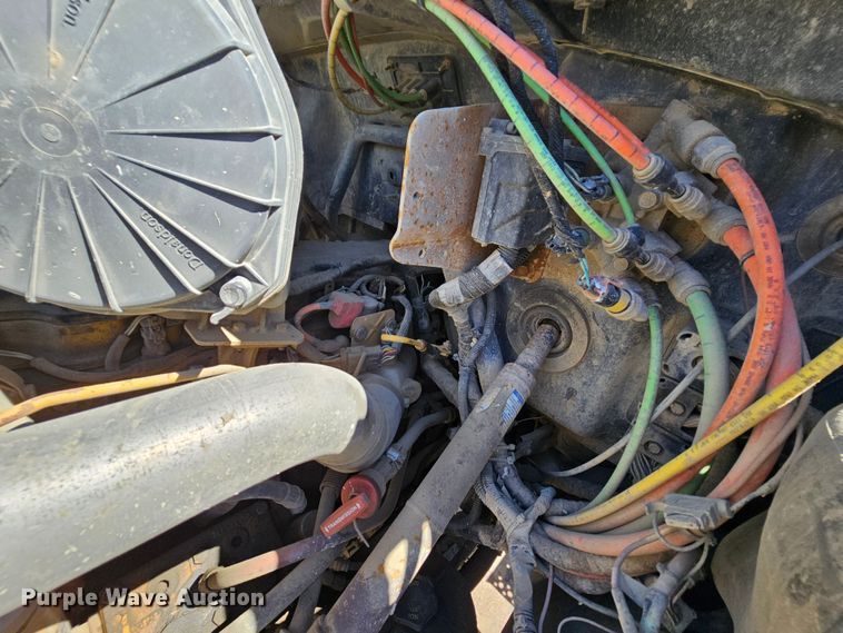 image for item MI9467 2007 Ford F650 Super Duty  hook lift truck