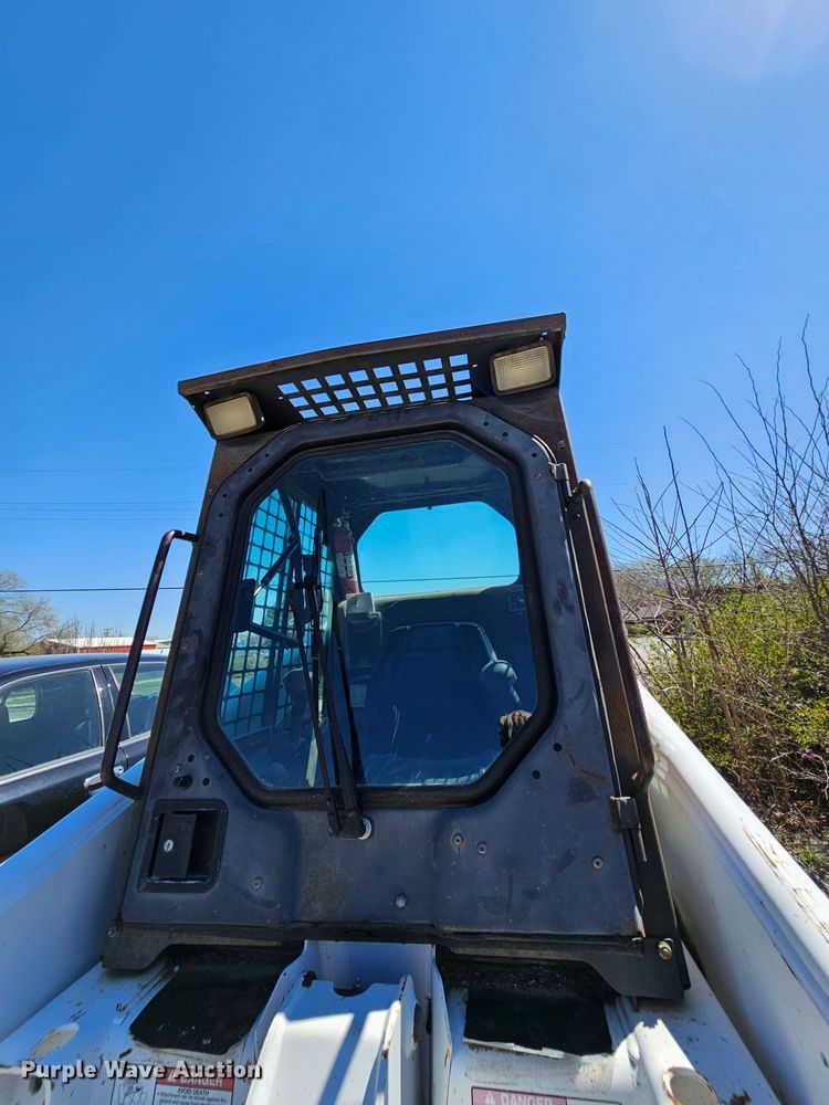 image for item MI9469 1996 Bobcat 853  skid steer loader