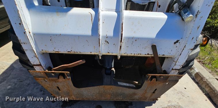 image for item MI9469 1996 Bobcat 853  skid steer loader