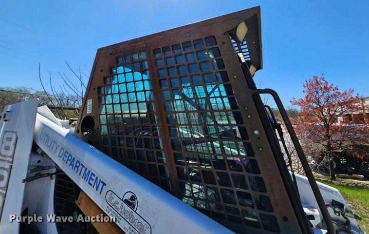 image for item MI9469 1996 Bobcat 853  skid steer loader