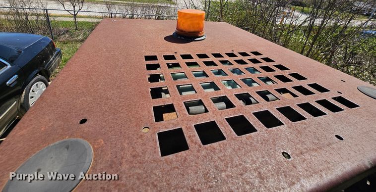 image for item MI9469 1996 Bobcat 853  skid steer loader