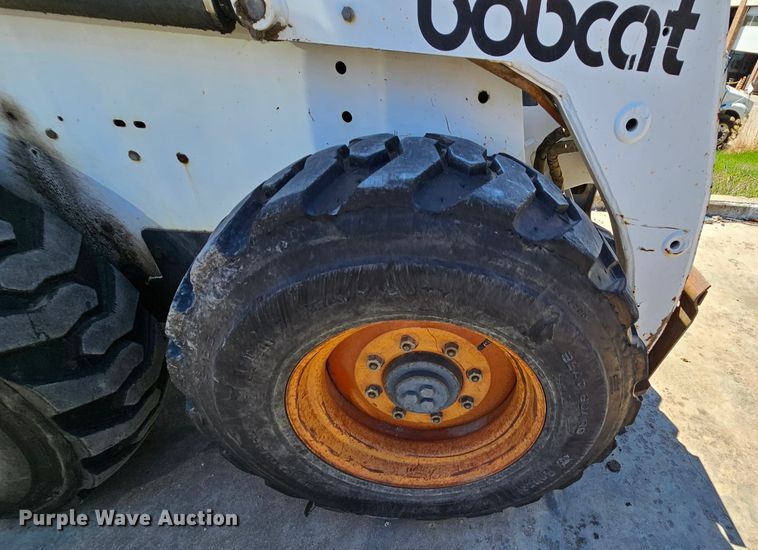 image for item MI9469 1996 Bobcat 853  skid steer loader