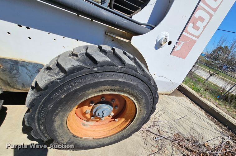 image for item MI9469 1996 Bobcat 853  skid steer loader