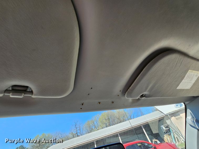 image for item MI9470 2011 Ford E250  animal control van